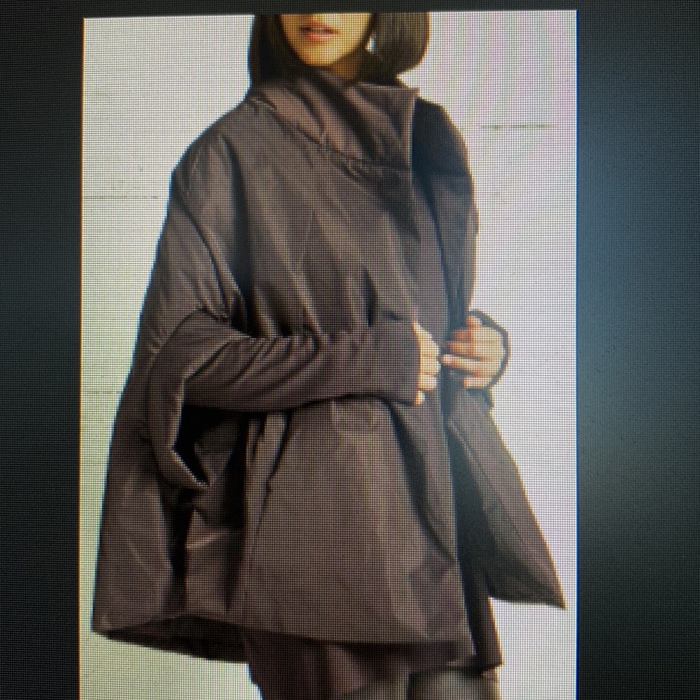 ⭐️ PLANET by Lauren G Chic Cape